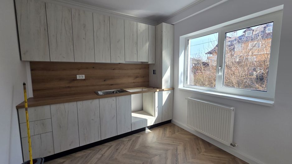 Apartament de vanzare 2 camere semidecomandat -  zona Bere - Pitesti - Poză 1