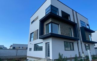 Casă cu Design Mediteranean în Selimbar – Strada Triajului - Poză 1