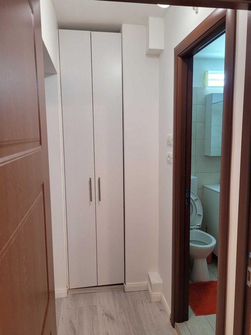 Apartament 2 camere in zona Dristor 9 minute de metrou renovat - Poză 6