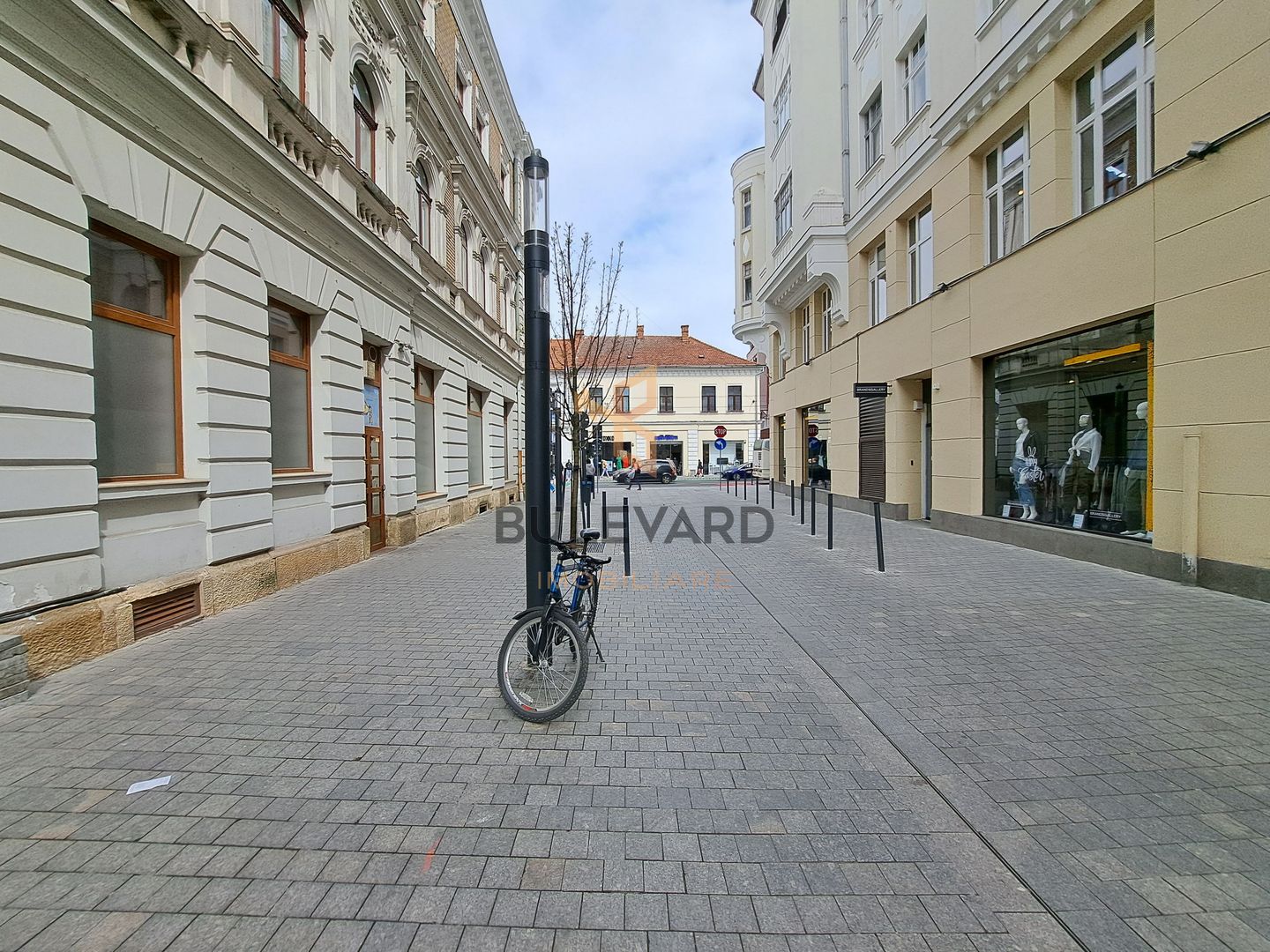 Apartament cu 3 camere, zona ultrcentala, Piata Muzeului! - Poză 2