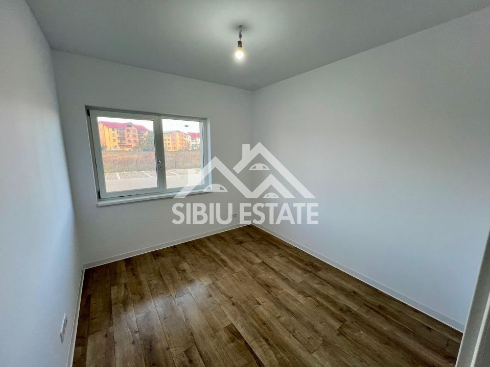 Apartament cu 3 camere, 2 bai, boxa 20 mp. loc de parcare -Finisat la cheie - Poză 4