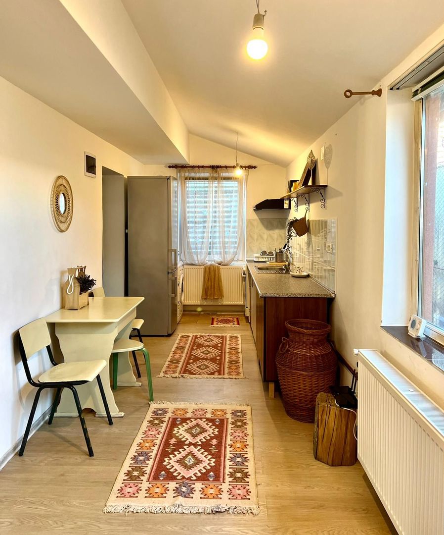 APARTAMENT 2 CAMERE LA CURTE COMUNA - Poză 11