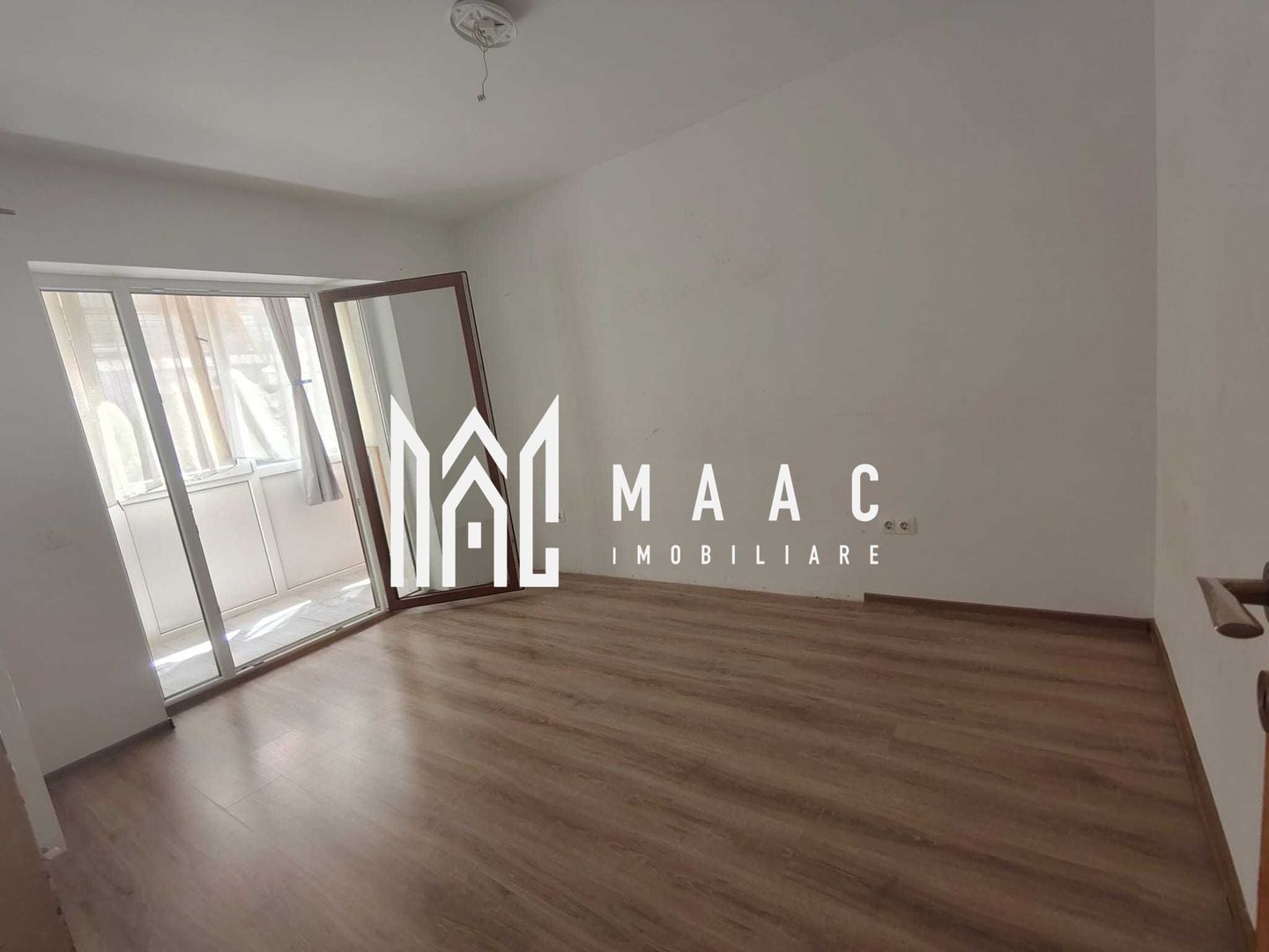 Apartament 2 camere decomandat | Arhitecților, Sibiu | parcare - Poză 1