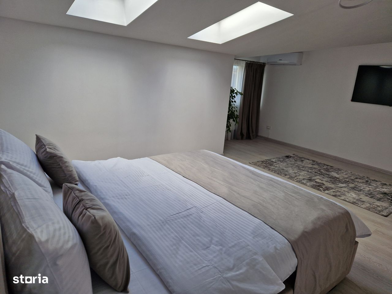 Vila P + 2 - 5 camere de vanzare - Poză 7