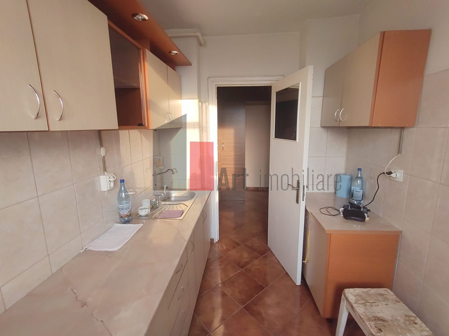 Vânzare apartament 3 camere cu centrală Bd. Obregia - Fântâna Florilor - Poză 1