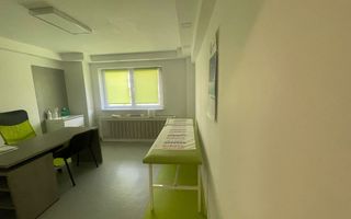 Se închiriază / vinde spațiu comercial zona centrlă - Poză 8