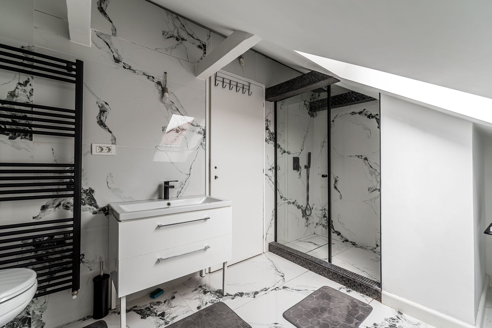 Casa 6 camere - teren 558 mp - Centrul Aradului - COMISION 0 - Poză 7