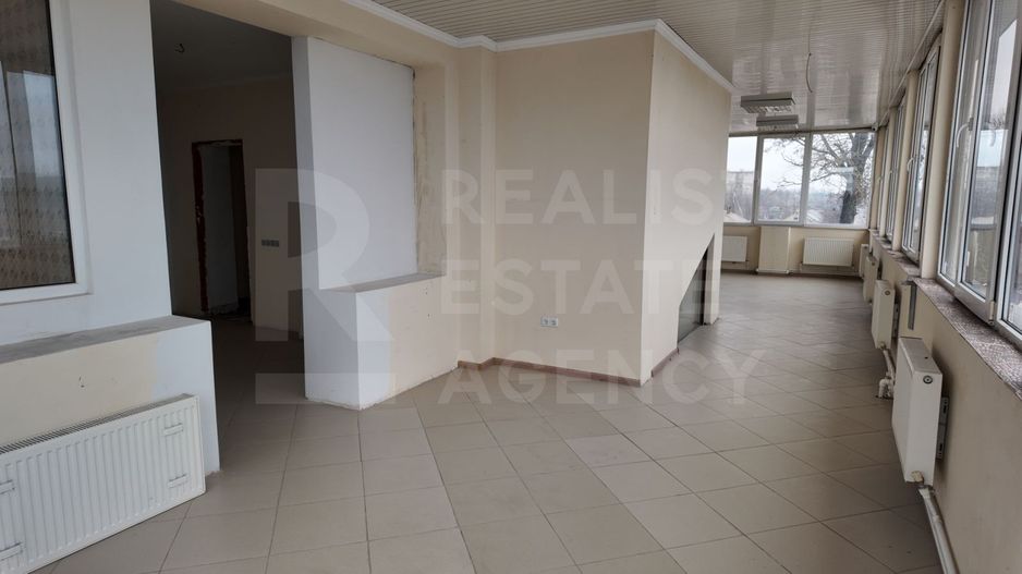 Vânzare spațiu comercial de 1,278mp, str. Feroviara, Ungheni - Poză 7