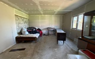 Casă Sat. Drăgești, Comuna Dămienști - Poză 14