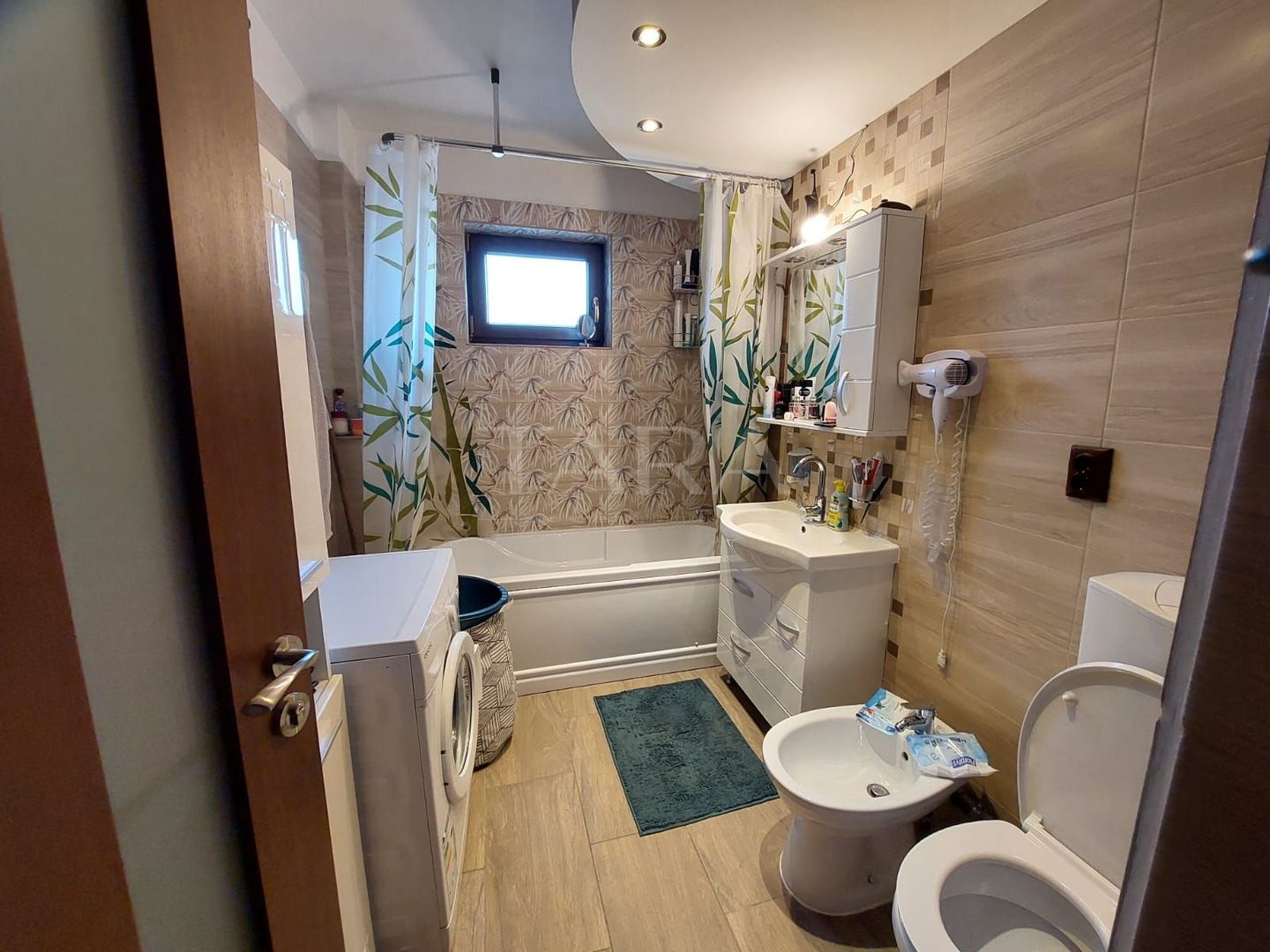 Apartament cu 2 camere decomandat, balcon, 56mp. - Poză 6