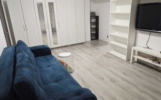 Apt 2 camere - 1 mai vis a vis de piata - Poză 2