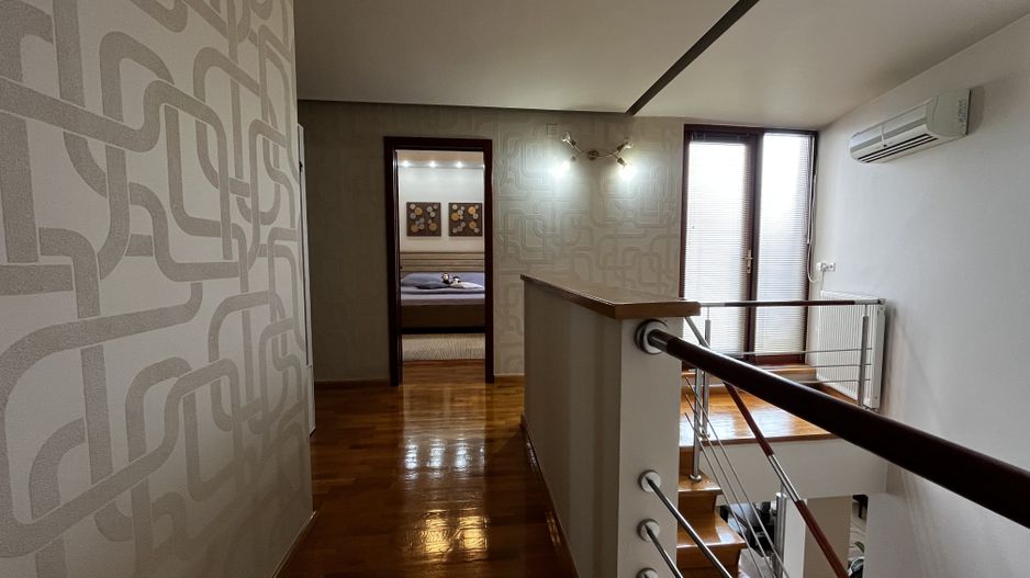 Casa spațioasă și primitoare cu garaj dublu, în Braytim – Soarelui - Poză 19