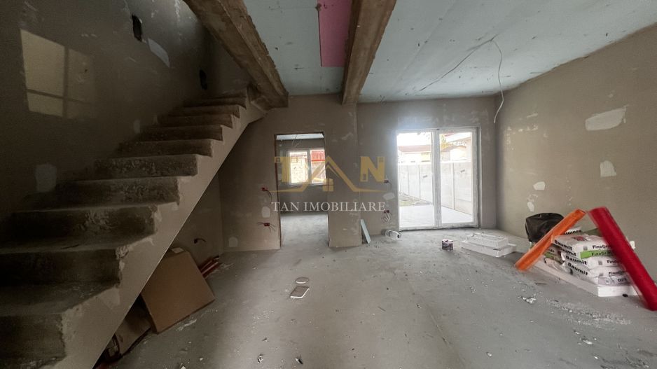 De Vânzare Duplex Mosnita Noua 4 Camere!!!!! - Poză 2