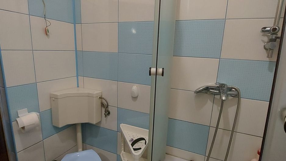 Stefan cel Mare, garsoniera cu centrala, boxa, bloc reabilitat, metrou - Poză 7