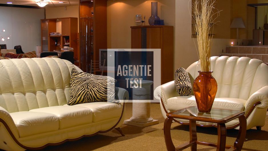 Apartament cu 4 camere de vânzare în zona Armeneasca - Poză 4