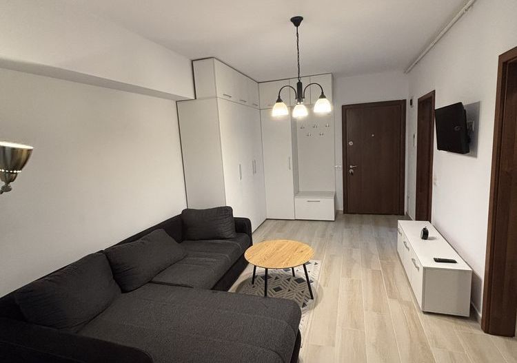 Închiriere Apartament cu 2 camere, centrala proprie, 3 min metrou Iancului - Poză 2