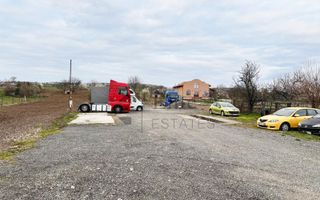 Spatiu cu 4 birouri cu teren de 3000mp - Poză 4