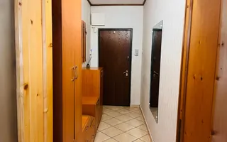 Apartament ultracentral, 3 camere, cu priveliste impresionanta, langa Mercur - Poză 13