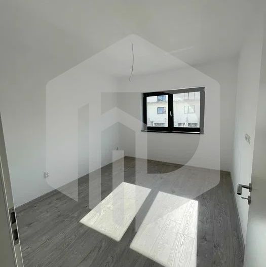 Selimbar | Apartament 2 camere | - Total Decomandat | Etaj 3 - Poză 10