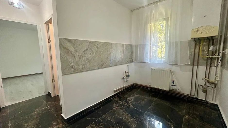 Apartament 3 camere Dec 60 mp Tatarasi fara risc seismic 122500 euro - Poză 5