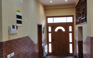 Vila str Garlei cu garaj dublu - Poză 17