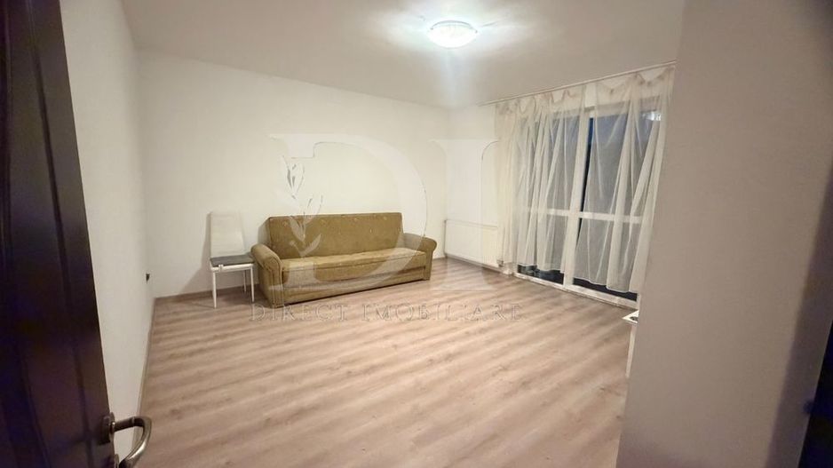 Apartament decomandat / etaj intermediar / Zona Florilor - Poză 2