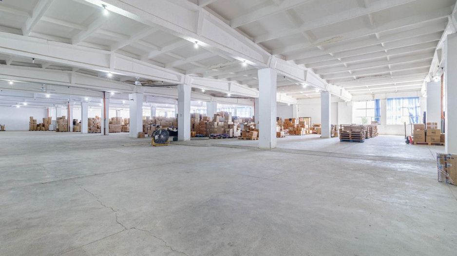 Spațiu industrial  – 3.540 mp utili, birouri 600 mp, randament în <10 ani! - Poză 4