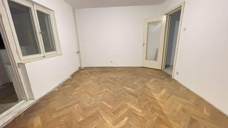 Apartament 1 camera ,etajul 1 -zona Aradului - Poză 3
