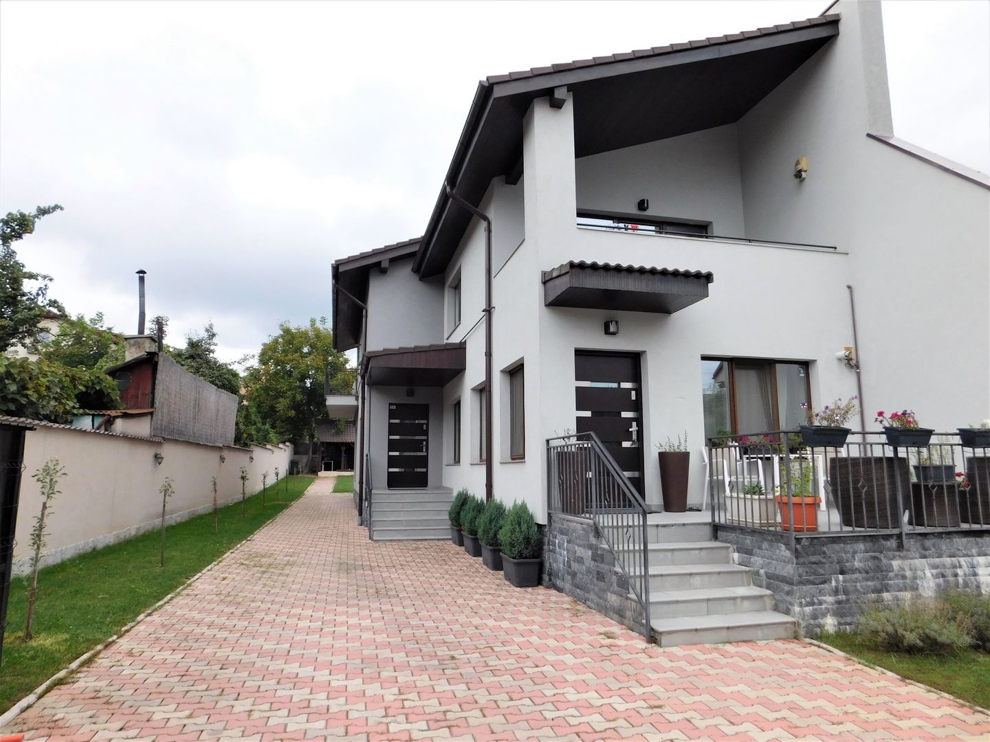 Casa moderna Cartier Dambu Rotund | La Cheie - Poză 4
