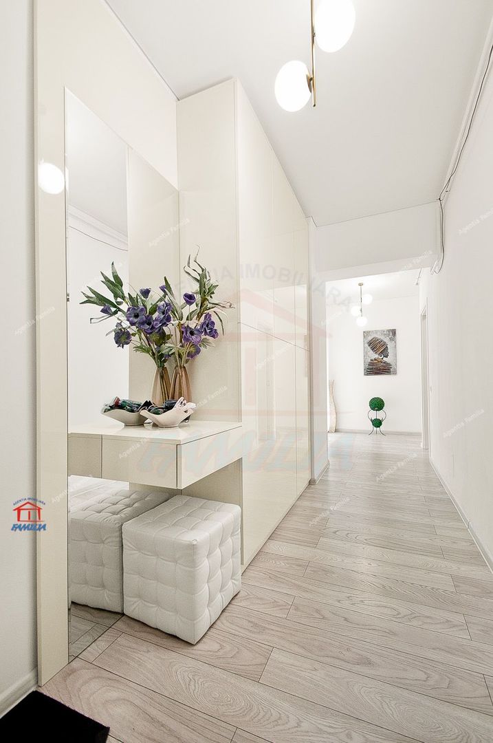 Trei camere de inchiriat Riviera by Viva - Poză 16