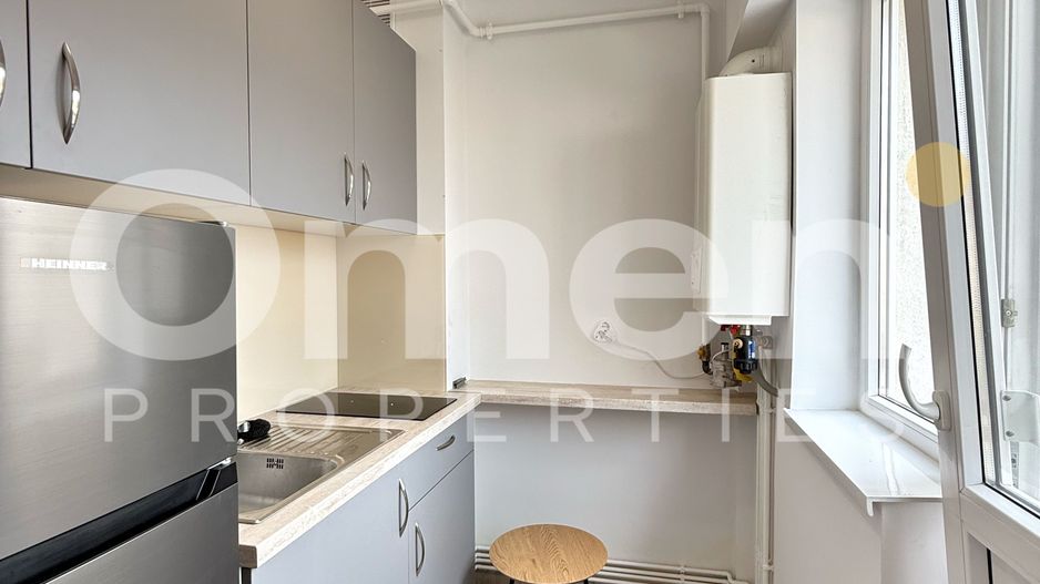 Garsoniera de închiriat | b-dul Traian ( Karaffe) | etaj 4/8 | cu lift - Poză 3