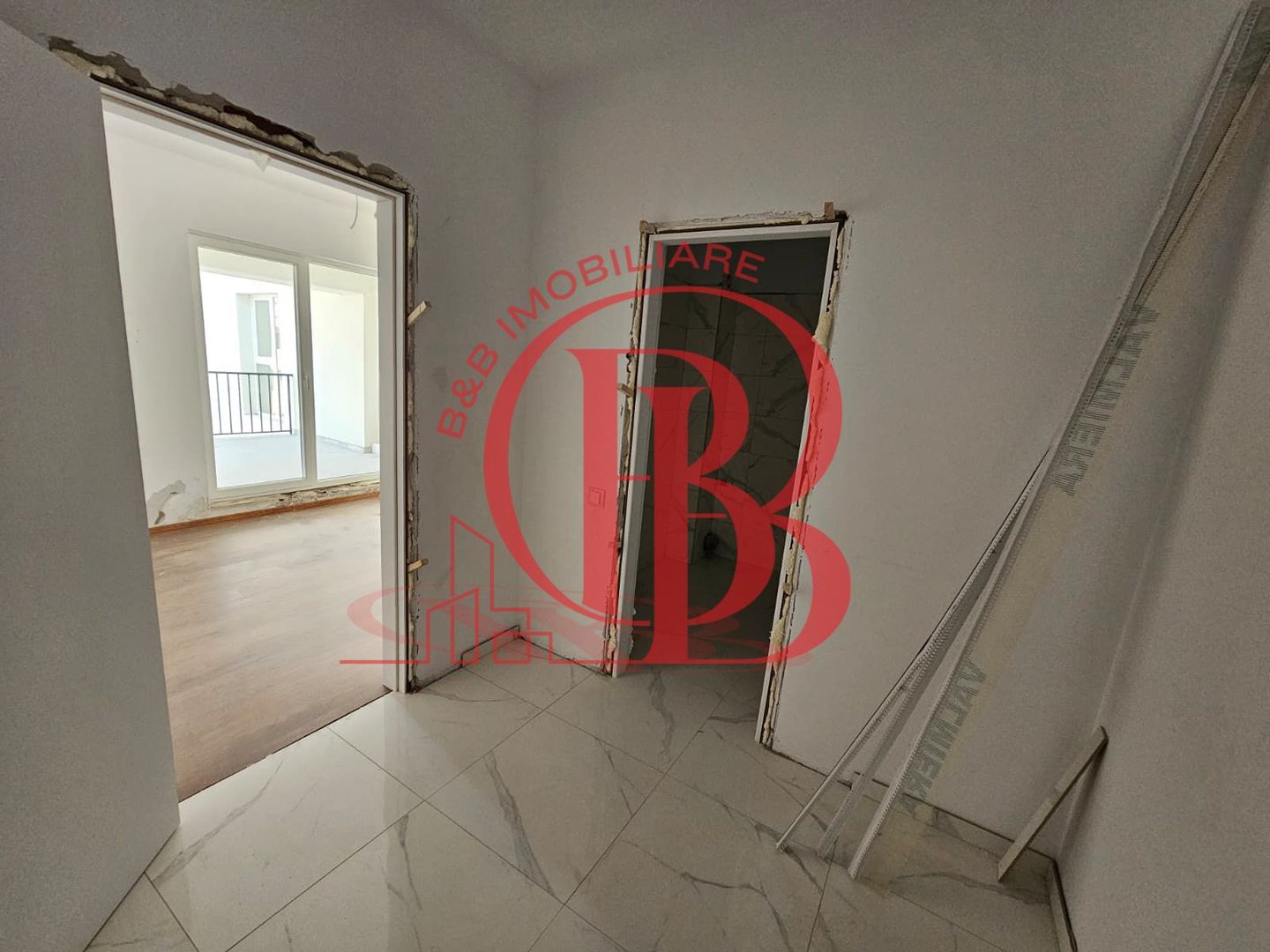 4 camere Gata de mutat -Loc de parcare bonus-Titan Pallady - Poză 12