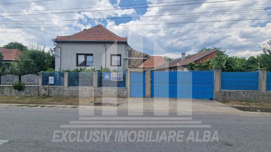 Casa cu gradina in Cricau - Poză 2