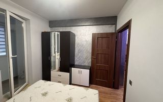 Inchiriere apartament 3 camere - Poză 2
