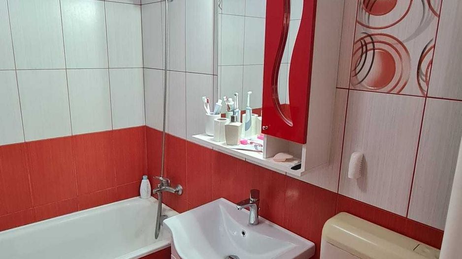Apartament 2 camere.  Cu Centrala. Zona Spitalul Bagdasar.  La 5 min de metrou. - Poză 7