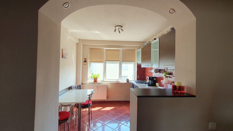 De vanzare apartament 3 camere Dristor-Baba Novac - Poză 16