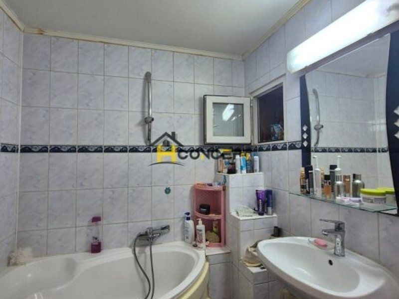 Alea Tomesti 3 camere decomandat Sector 4 - Poză 13