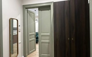 2 camere, Ultracentral, Bvd. Eroilor, Casa de cultura, Parcare - Poză 13