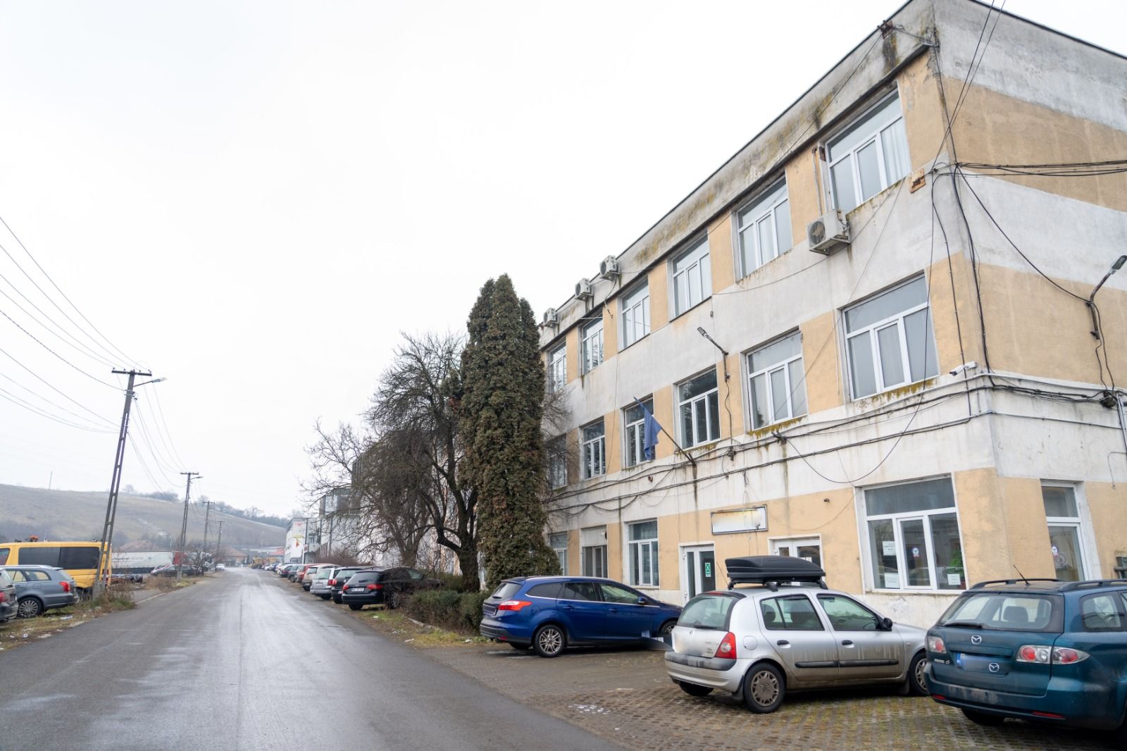 De vânzare - clădire de birouri, zona industrială, Tg. Mureș - Poză 3