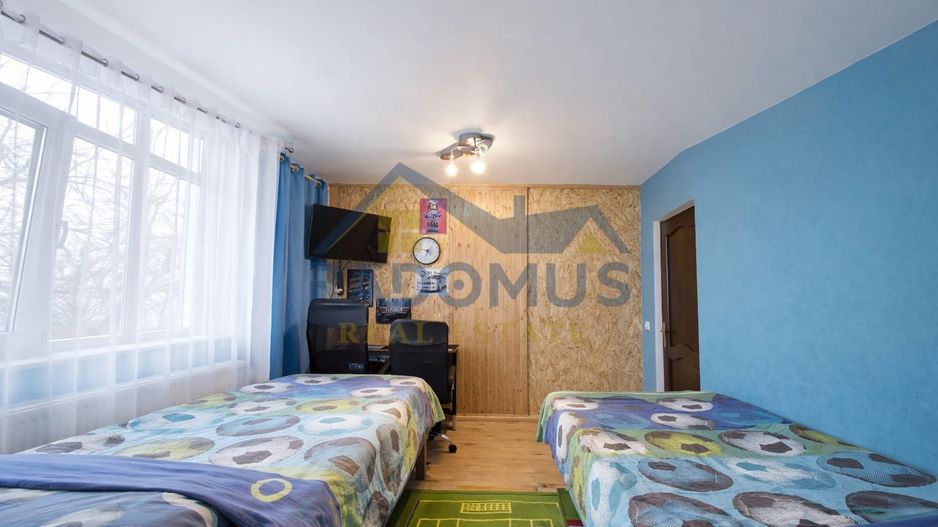 Casă Poienarii Burchii - Mobilată & Utilată  + Teren 2356 Mp - P+M - Poză 11