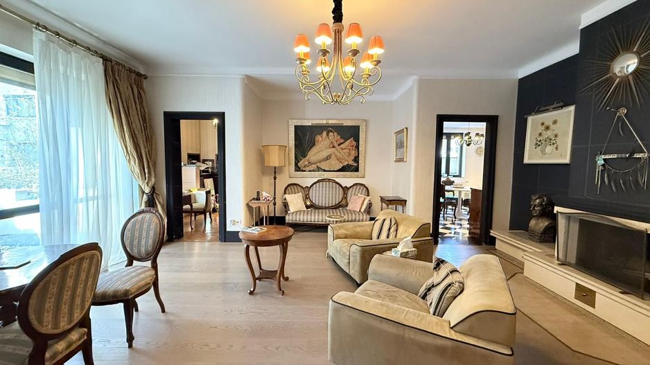 Apartament 6 camere în vilă consolidată | Garaj | Cotroceni - Poză 1