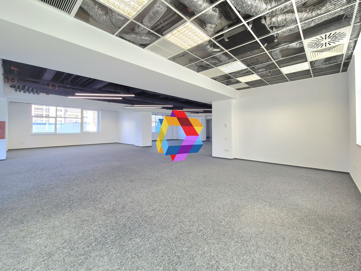 Spatiu de birouri ultramodern Brașov - 367 mp + Teresa 240 mp - Poză 3