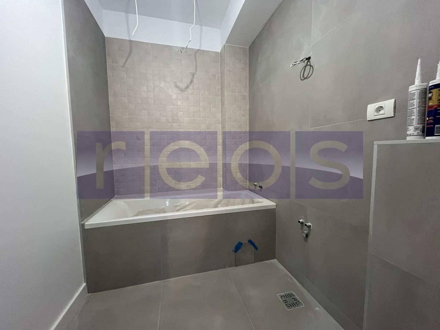 De Vânzare Vilă /Casa - Zona Vatra Luminoasă | Spațiu Generos 257 mp-7 camere - Poză 10