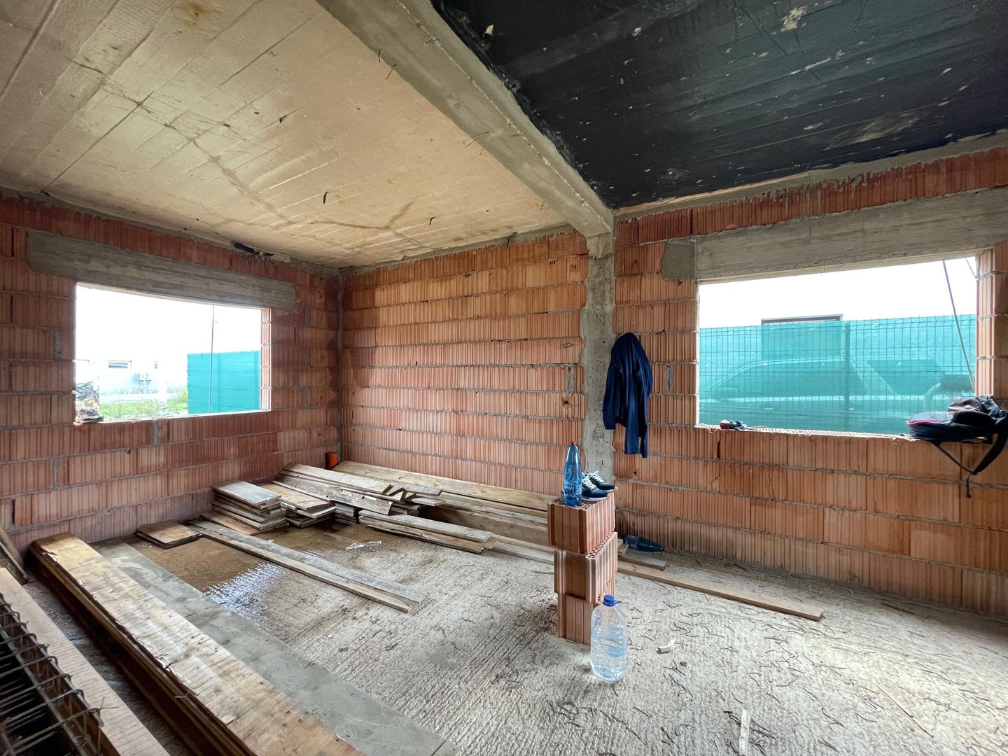 Duplex cu 5 camere, despărțit prin cameră tehnică-205.000€ |Urseni| - Poză 3