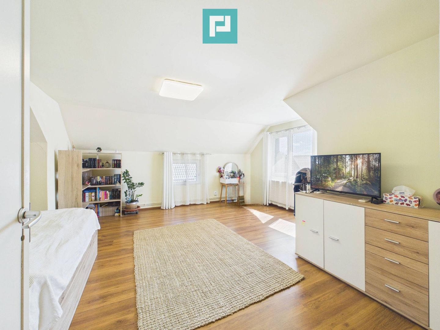 Casă individuală P + E | Spațioasă | Săcălaz | - Poză 45