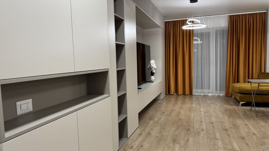 First Rental | 3-room duplex apartment | Carol Park | Parking - Poză 3
