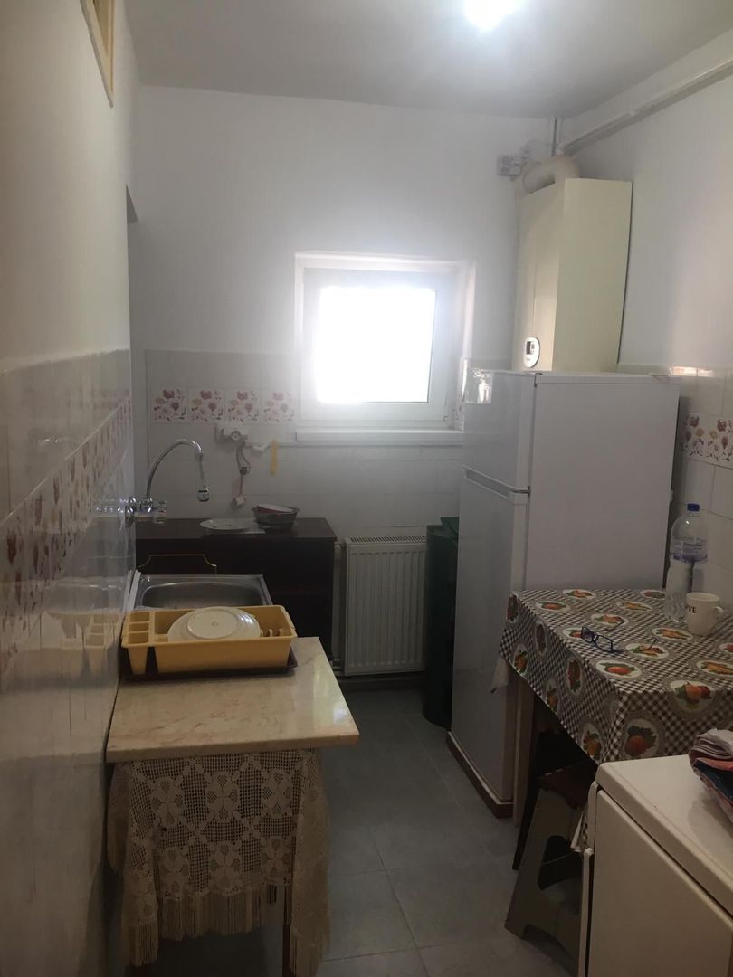 Apartament  2 camera zona Astra,judetean - Poză 1
