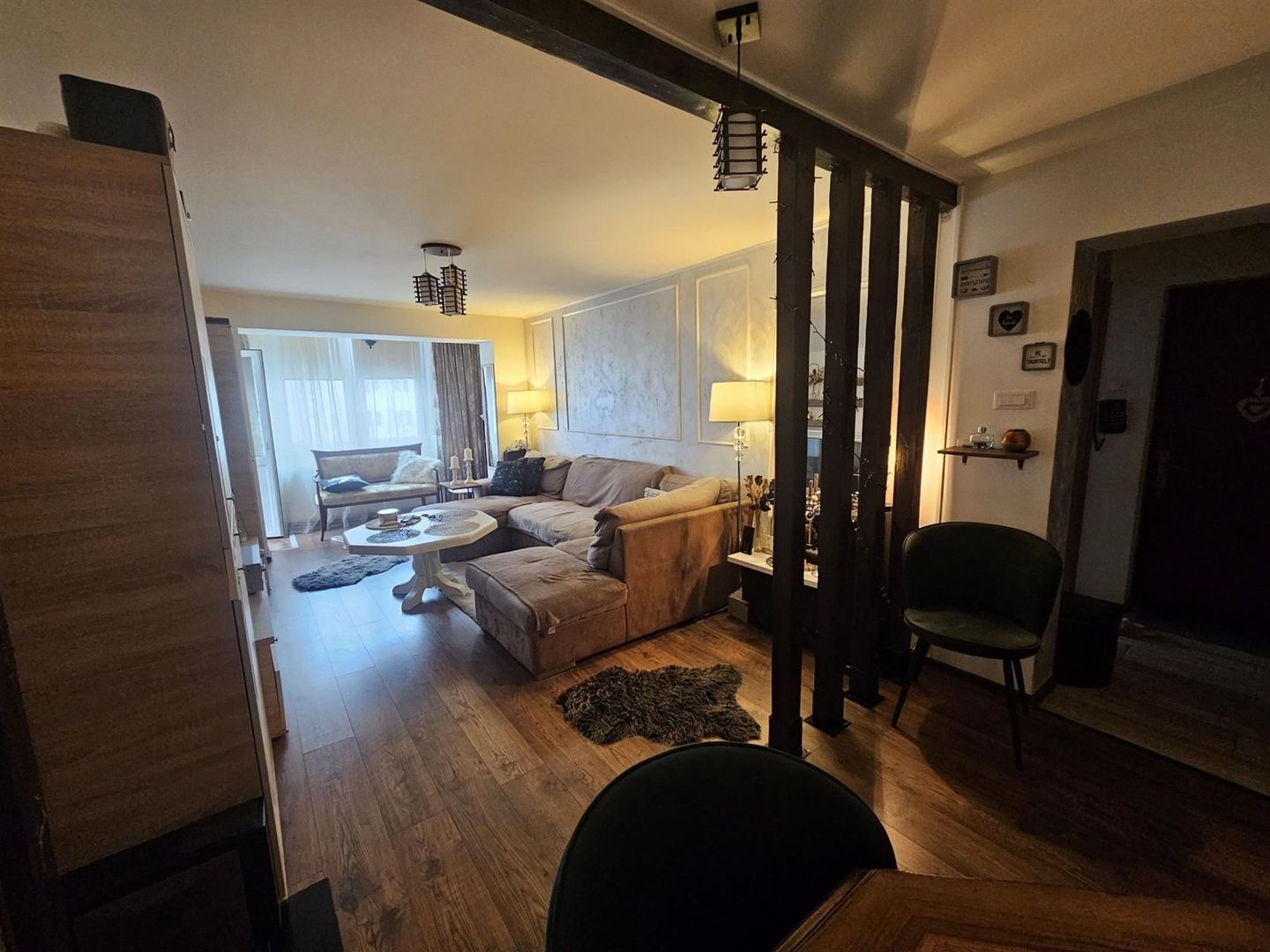 Apartament 3 camere Cetate et.3 pivnita bloc caramida - Poză 3