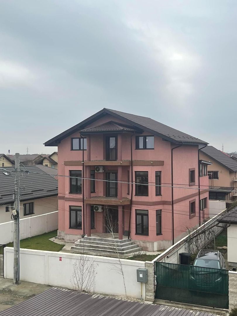 Casa P+1+mansarda 320 mp + teren 368 mp - Pantelimon - Poză 1