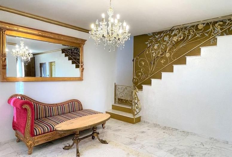 Apartment 3 camere Dumbravita cu scara interioara - Poză 6